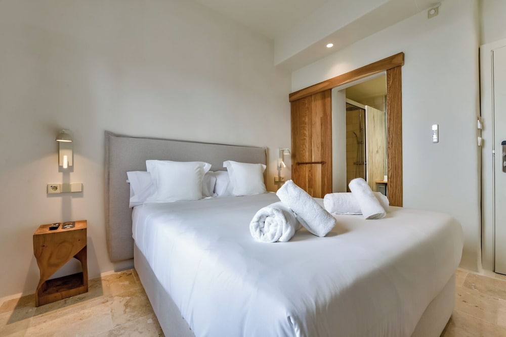 Santa Barbara By Santas Hotels