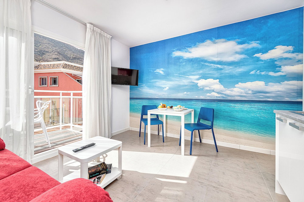 Hotel Sol Mogan Suites