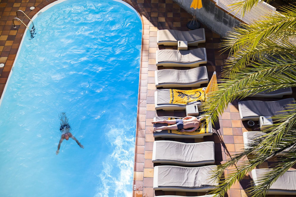 Hotel Jacarandas Beach