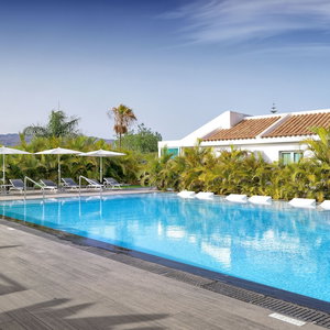 Hotel Seven Hotel & Wellness - Caters To Gay Men cazare Campo Internacional