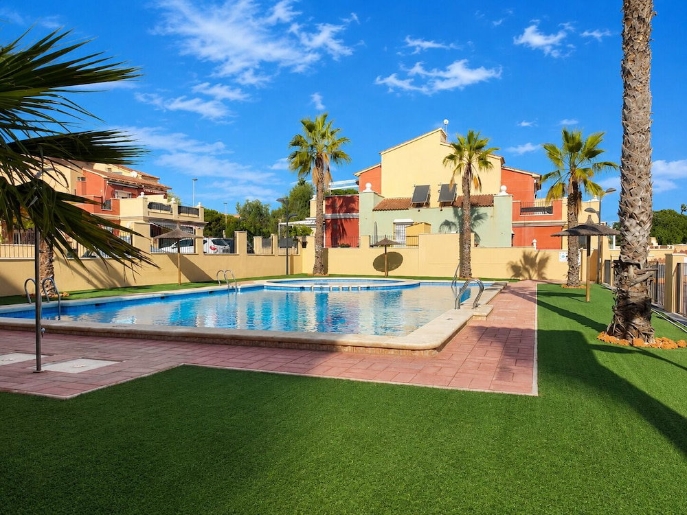 Hotel Beach & Pool Av Mancha