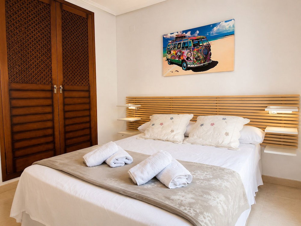 Beach & Pool Av Mancha