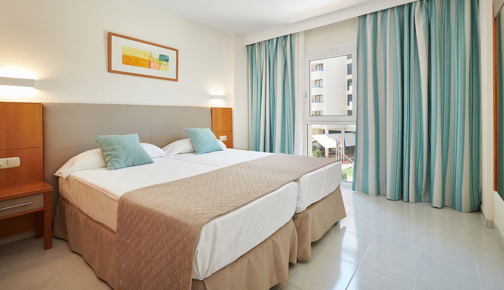 Hipotels Coma Gran Aparthotel
