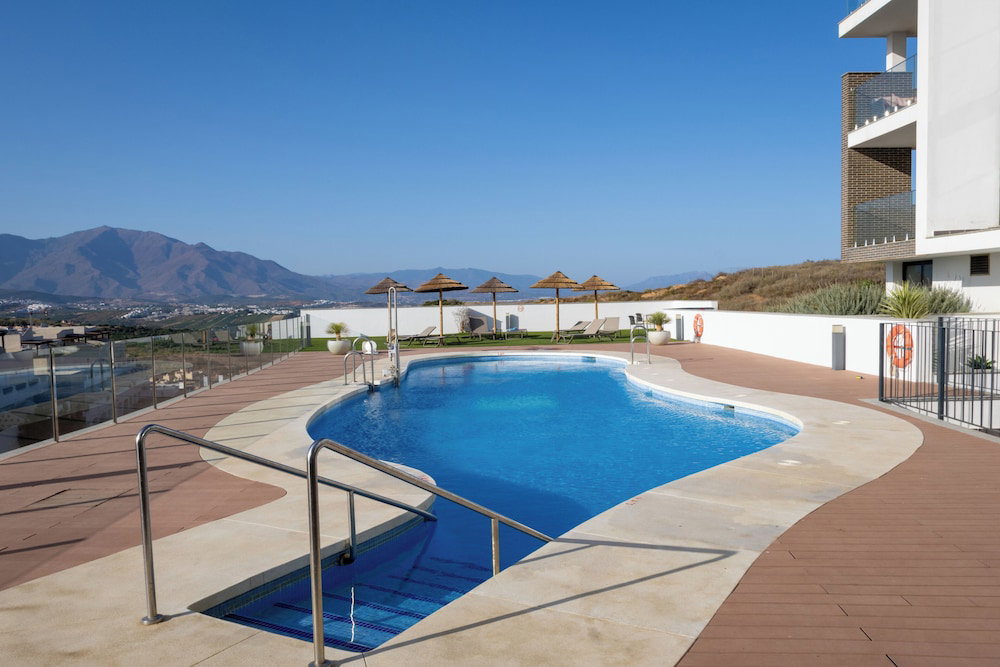 Hotel Luxury Apartment - Sea, Mountain, Golf - La Duquesa Manilva