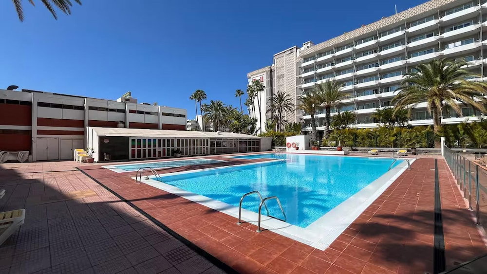 Hotel Mini Studio By The Beach In Playa Del Ingles