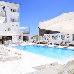 Hotel Zhero Hotel Mallorca cazare Cala Mayor