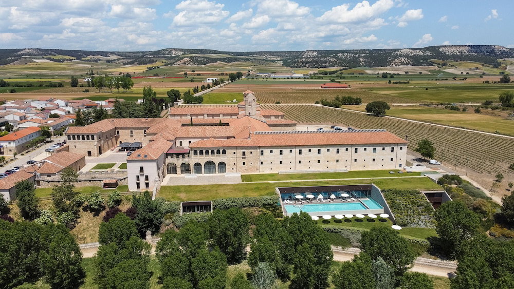Hotel Castilla Termal Monasterio De Valbuena - Small Luxury Hotels Of The World