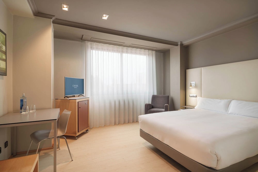 Hotel Crisol Almirante