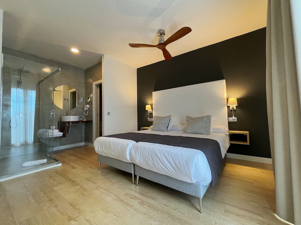 Hotel Añoreta Golf And Suites