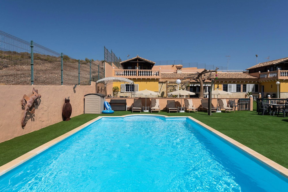 Hotel Villa In Maspalomas With Heated Pool & Sports