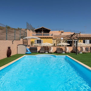 Hotel Villa In Maspalomas With Heated Pool & Sports cazare San Bartolome de Tirajana