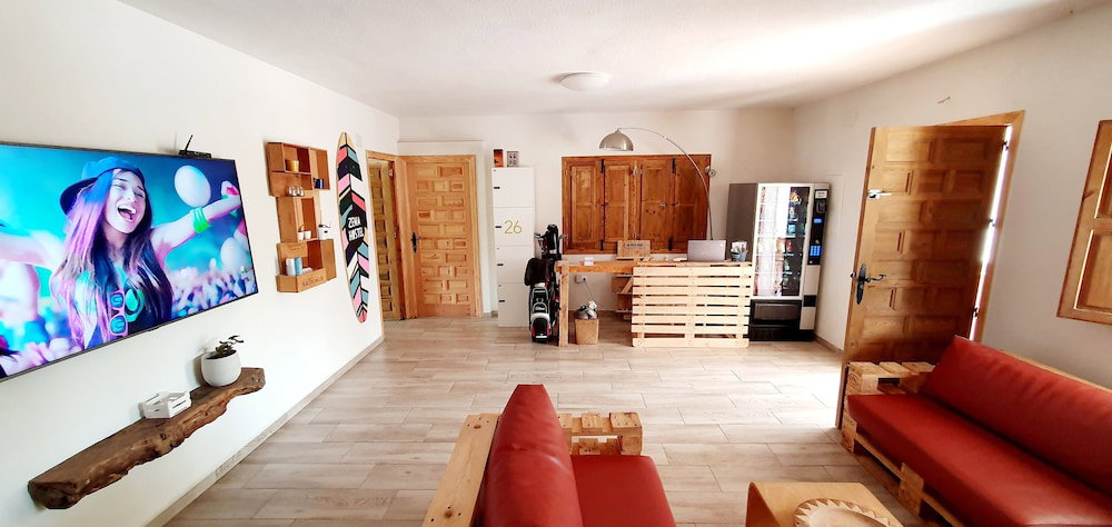 Zenia Hostel