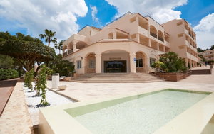 Hotel Invisa Hotel Club Cala Blanca cazare Platja des Figueral
