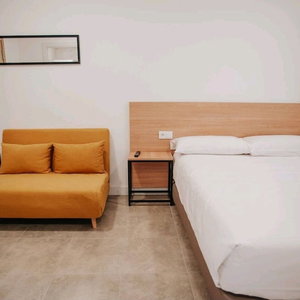 Hotel Polorooms Vara cazare Zaratan