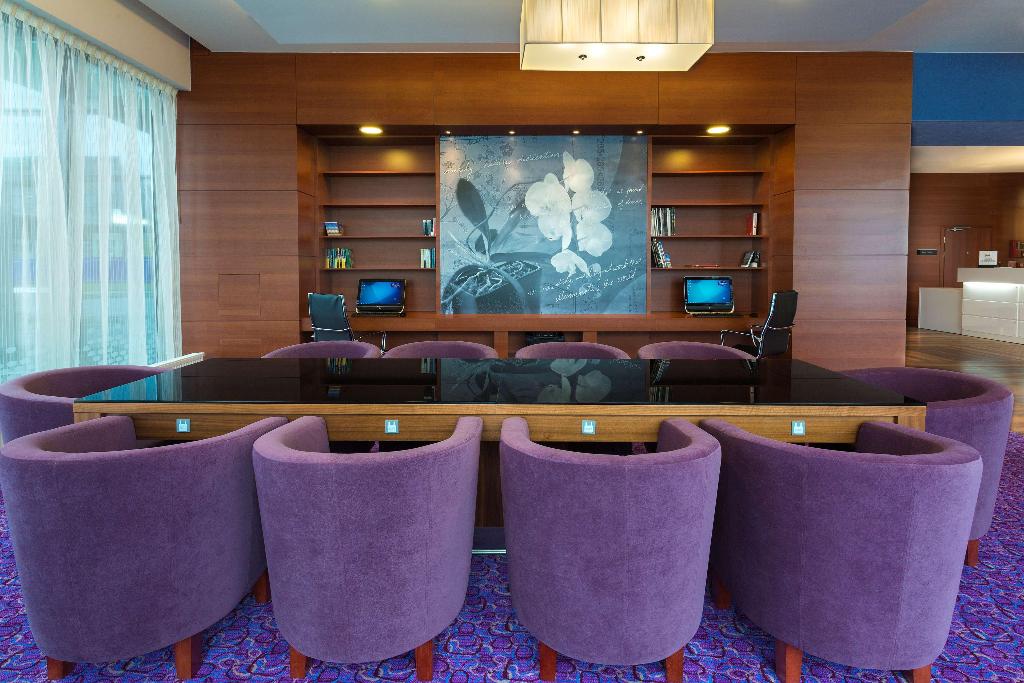 Hotel Hampton By Hilton Gdansk Airport