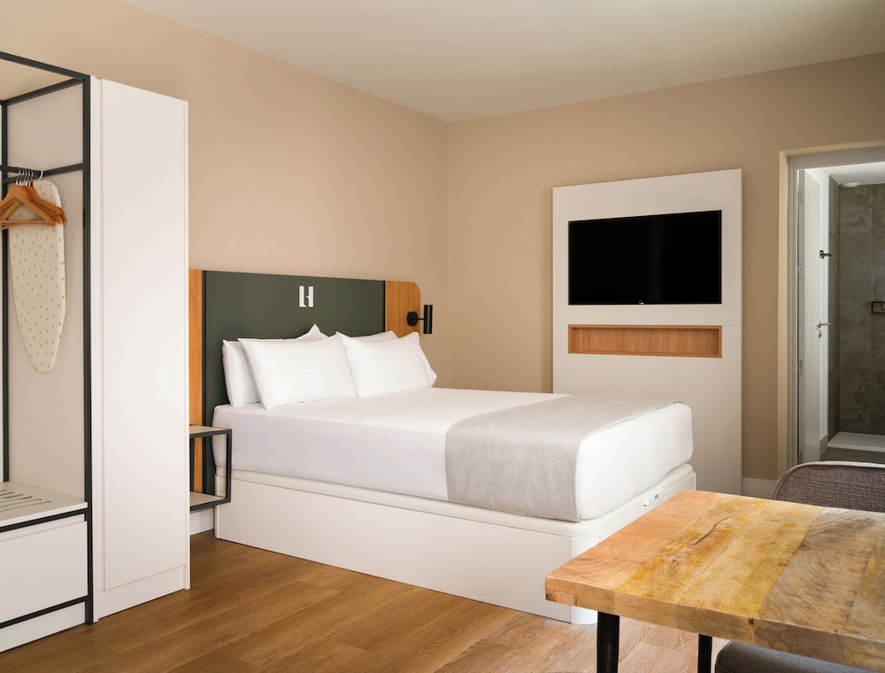 Hotel Limehome Palma Marina