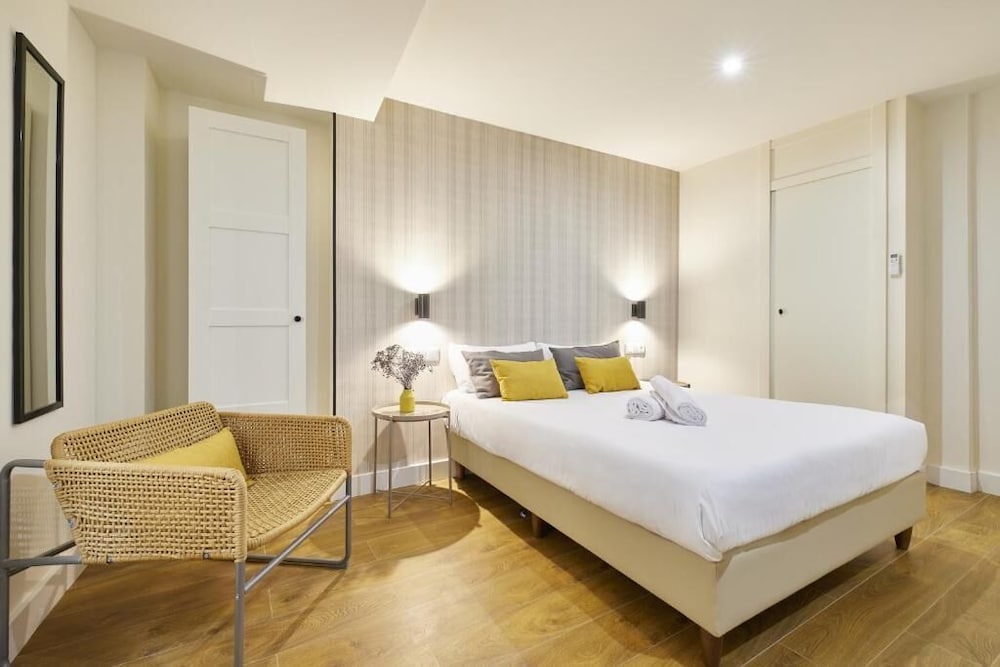 Hotel Estudios Bordadores By Valdesierra