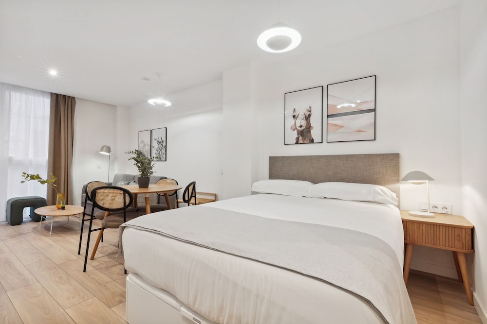 Limehome Valencia Carrer Del Pare Palau
