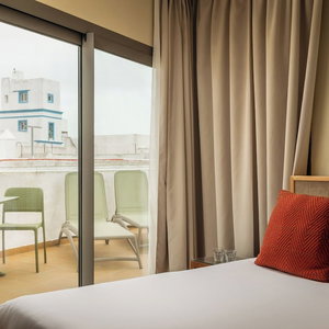 Hotel Bypillow Tiento cazare Cadiz