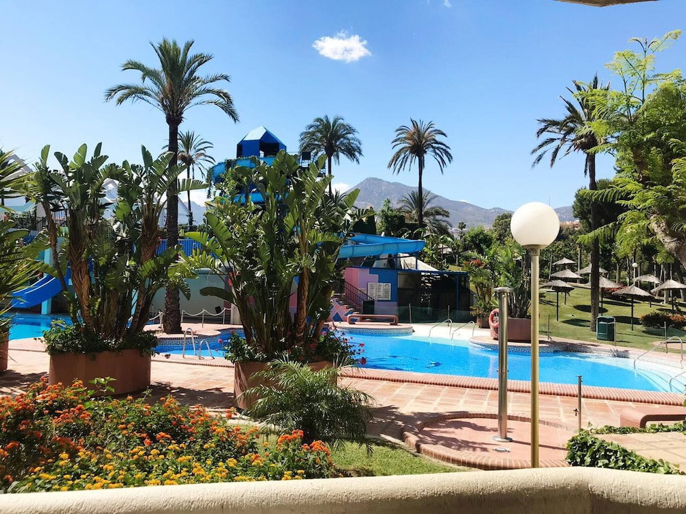 Hotel Sunny Apartment At Benal Beach Resort 4 Pools, Water Slides & Steps From Beach