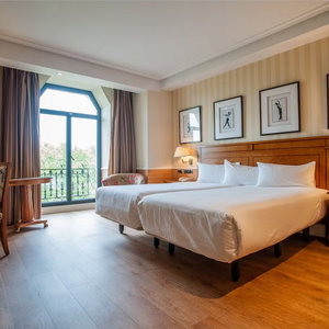 Hotel Melia Recoletos cazare Valladolid