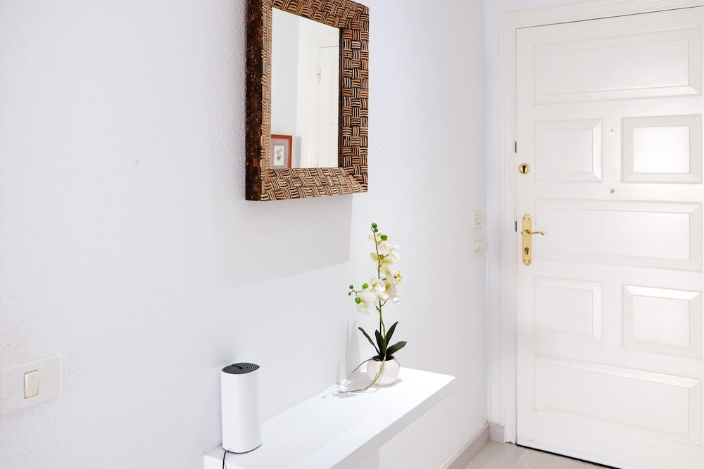 Apartment In Tenerife Near Beaches