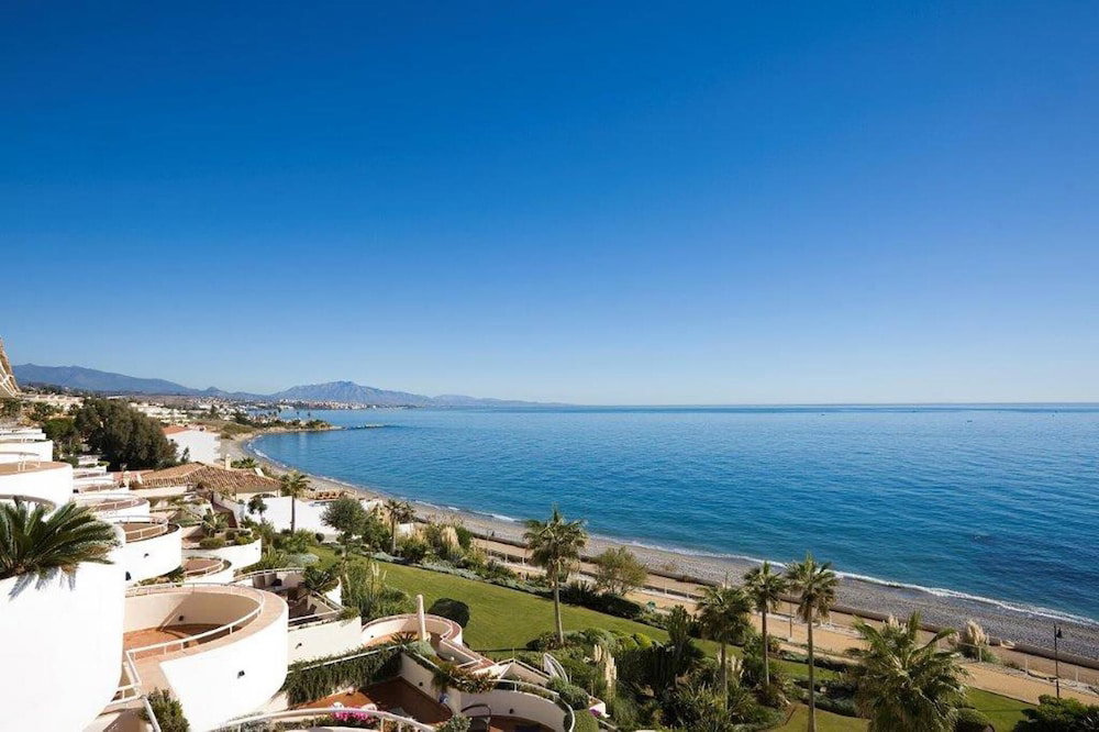 Hotel Immaculate 3-Bed Penthouse- Stunning Views