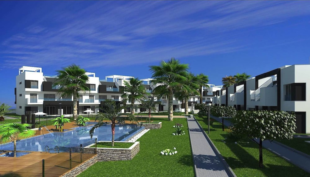 Hotel Apartment In Guardamar Near Beach