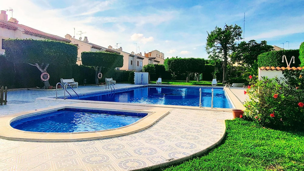 Hotel Cozy Flat In Urb Las Rosas Guardamar