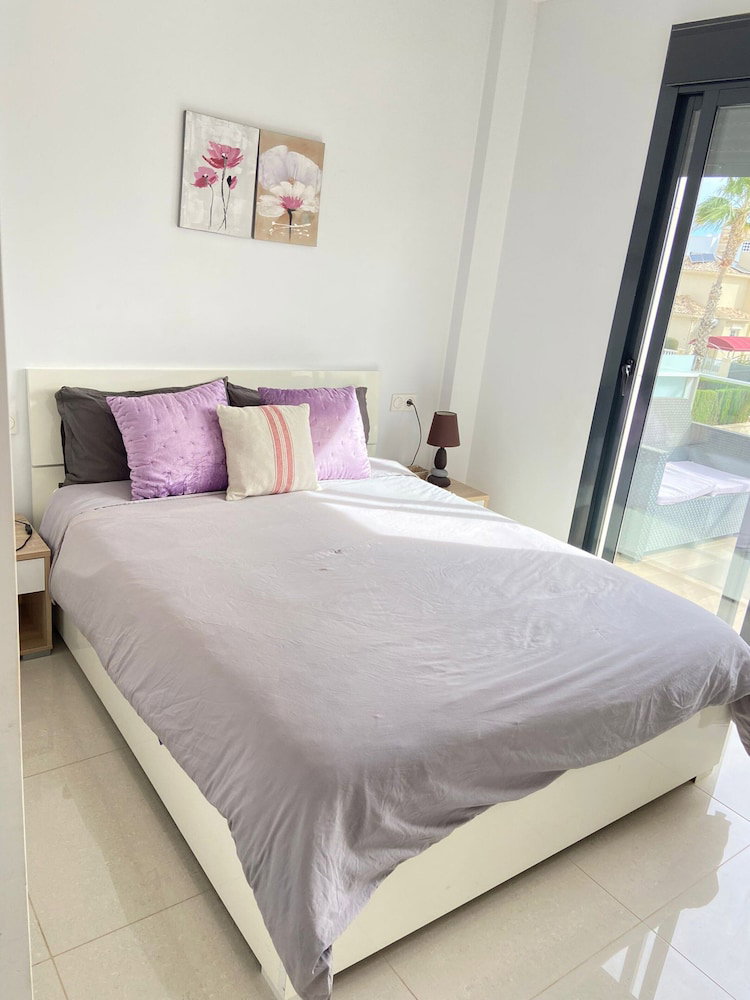 Bungalow Near La Zenia Beach
