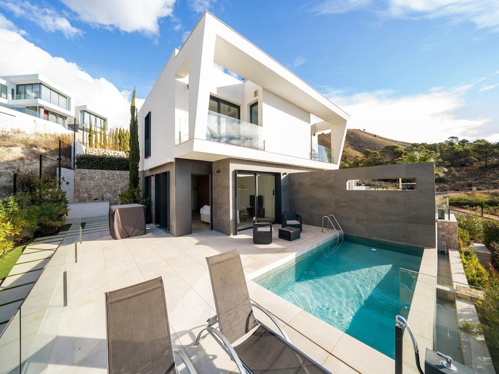 Hotel Villa In Benidorm With Private Pool