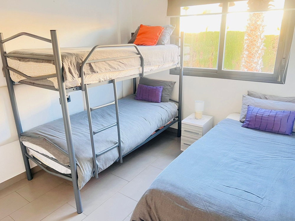 Apartment In La Zenia For 5 Guests