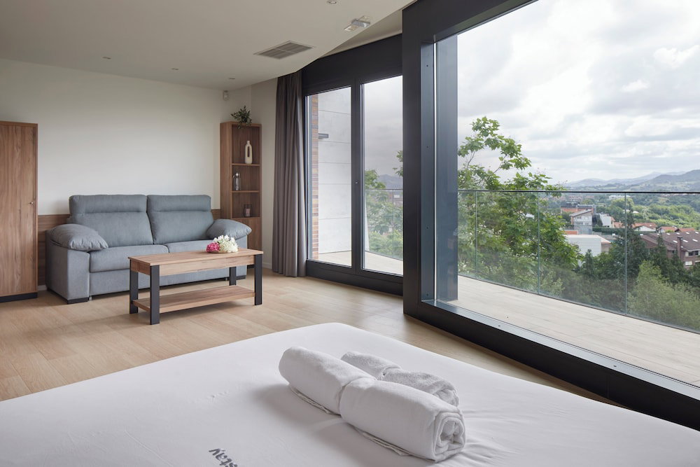 Mantulene Apartments - Basque Stay