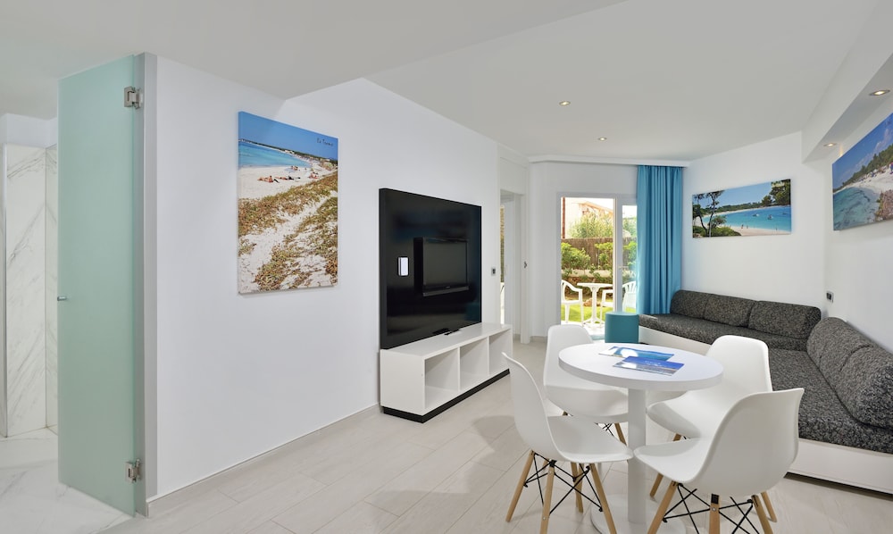 Aparthotel Isla De Cabrera