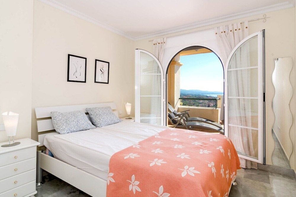 Hotel Saa- Comfortable Apartment Near Puerto Banus
