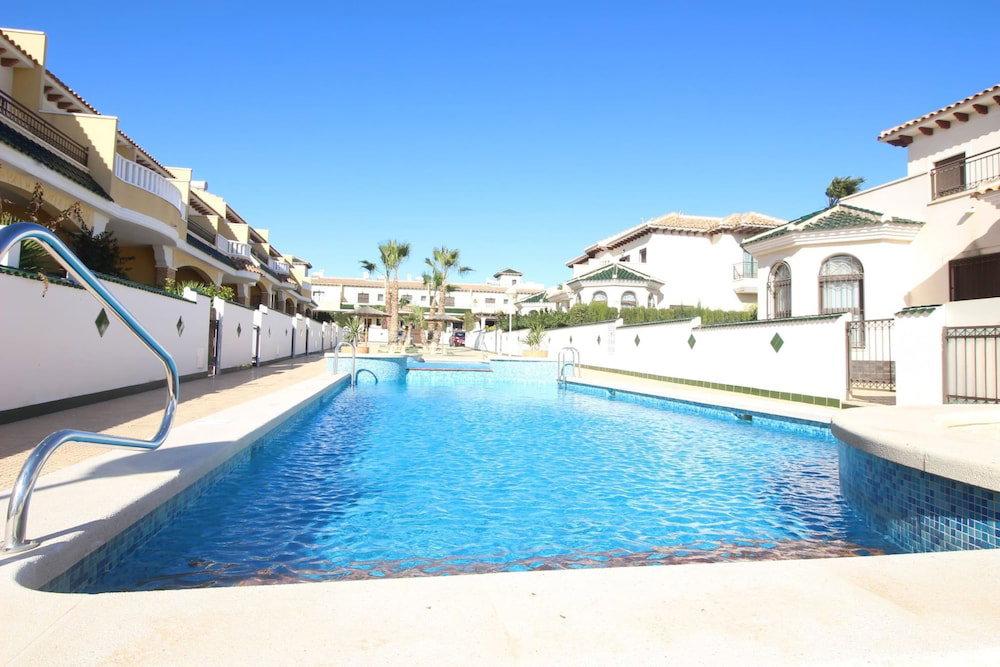 Hotel Spacious Bungalow In Quesada For 6