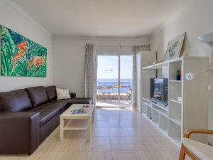 Hotel Beachfront House In Mogan With Stunning Views cazare Playa de Mogan