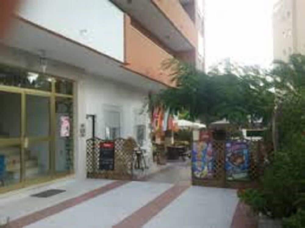 Ocana Apartments