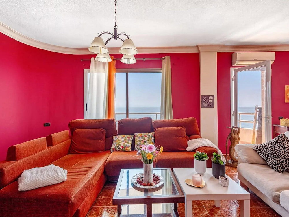 Hotel Apartment In Radazul With Stunning Sea Views