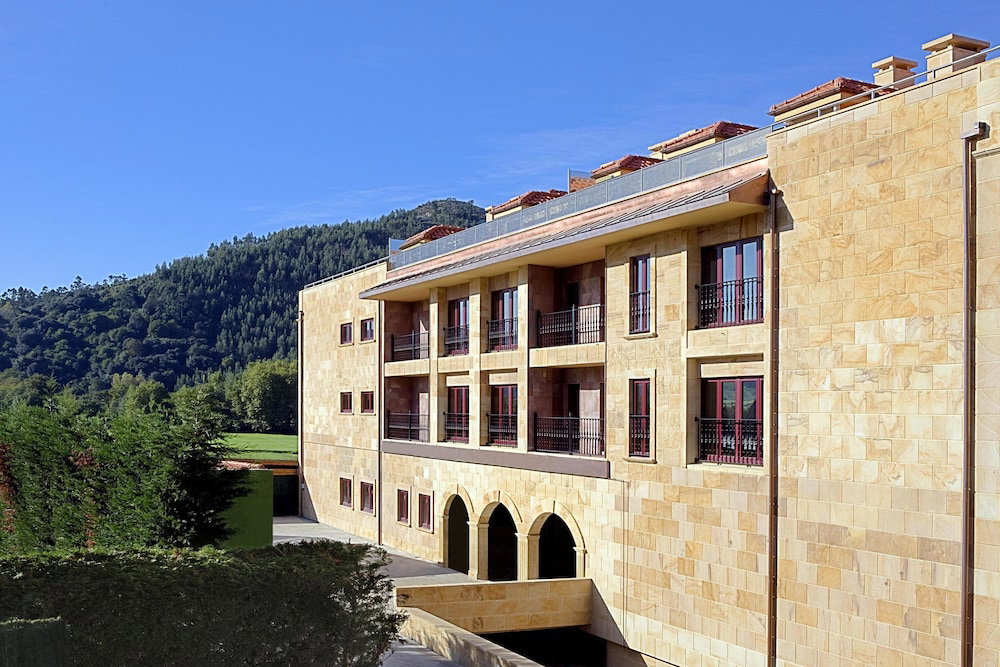 Hotel Apartamentos Spa Villa Pasiega