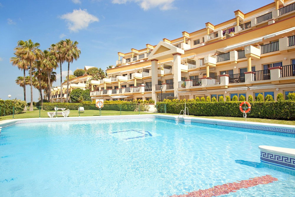 Hotel Studio In Marbella Near Romana Playa Beach