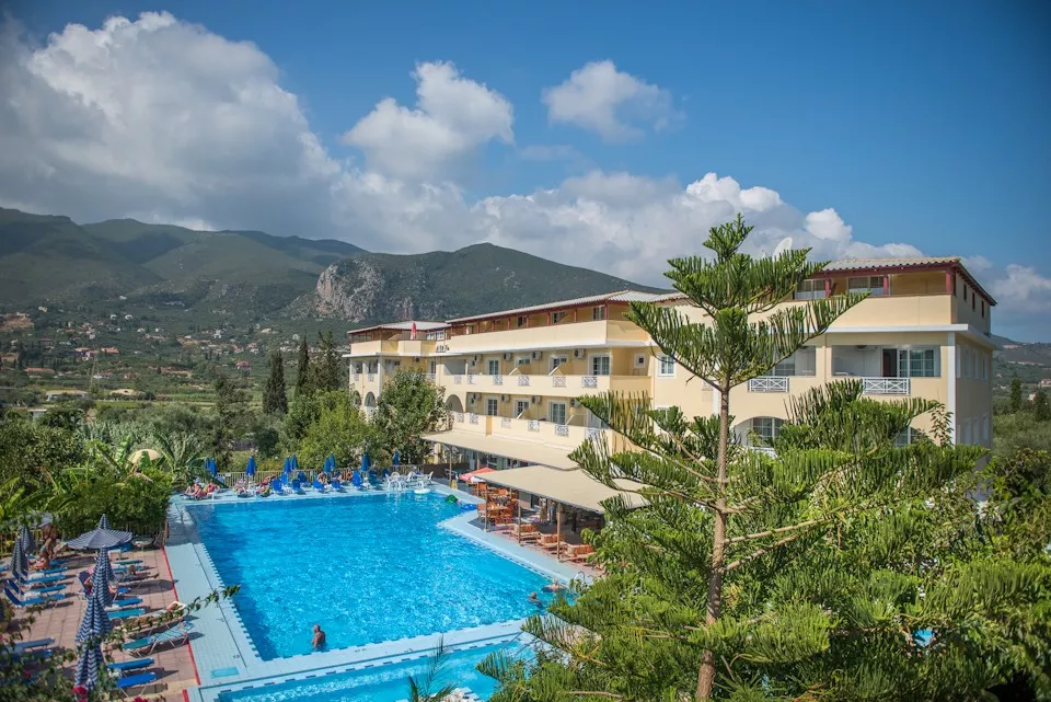 Hotel Koukounaria Hotel