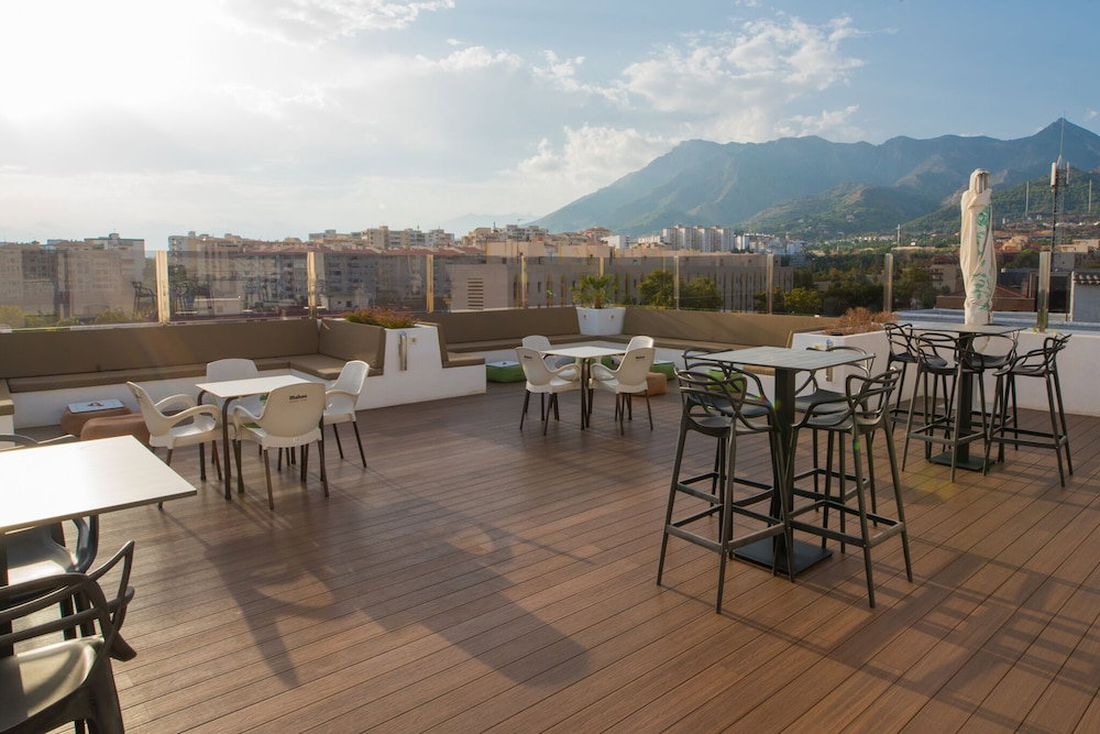 Hotel Daos Suites Terrace Marbella