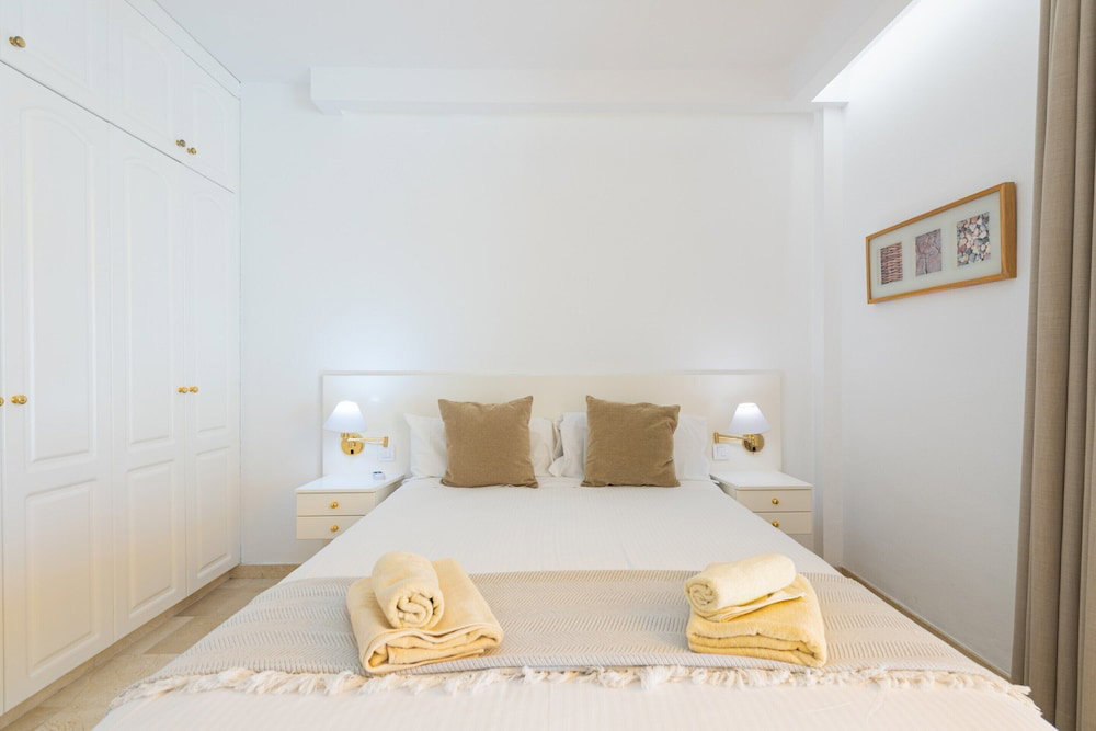 Apartment In Playa De Mogan By The Beach