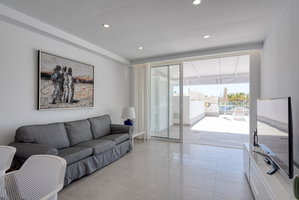 Hotel Apartment In Playa De Mogan With Sea Views cazare Playa de Mogan