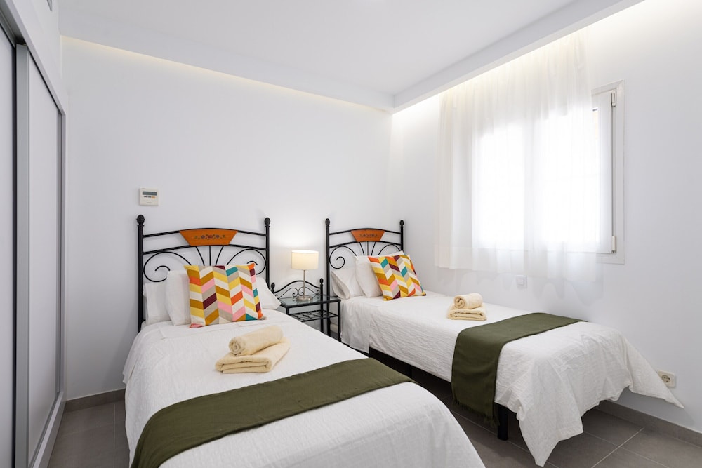 Apartment In Playa De Mogan With Sea Views