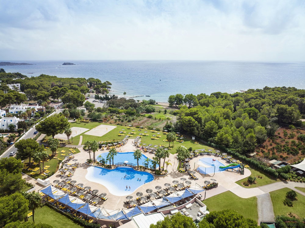 Hotel Tui Magic Life Cala Pada