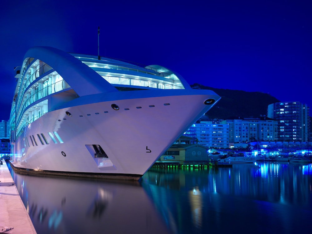 Hotel Sunborn Gibraltar Yacht Hotel Resort