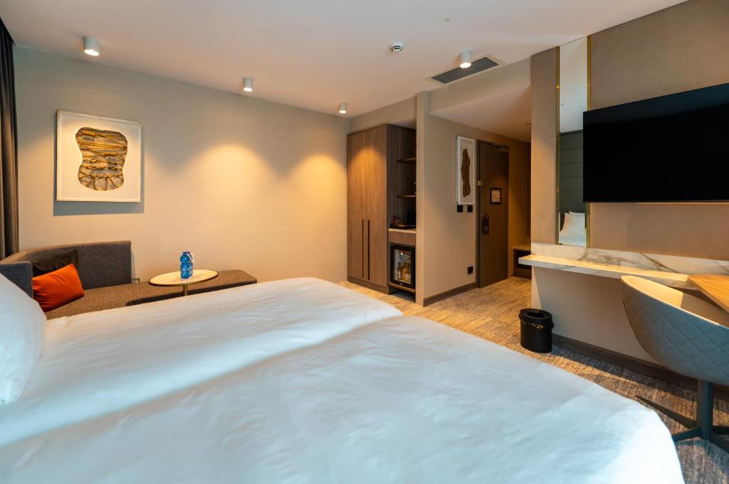 Crowne Plaza Constanta - Mamaia Beach by IHG