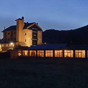 Hotel Hotel Spa Puerta Vadinia cazare Cistierna